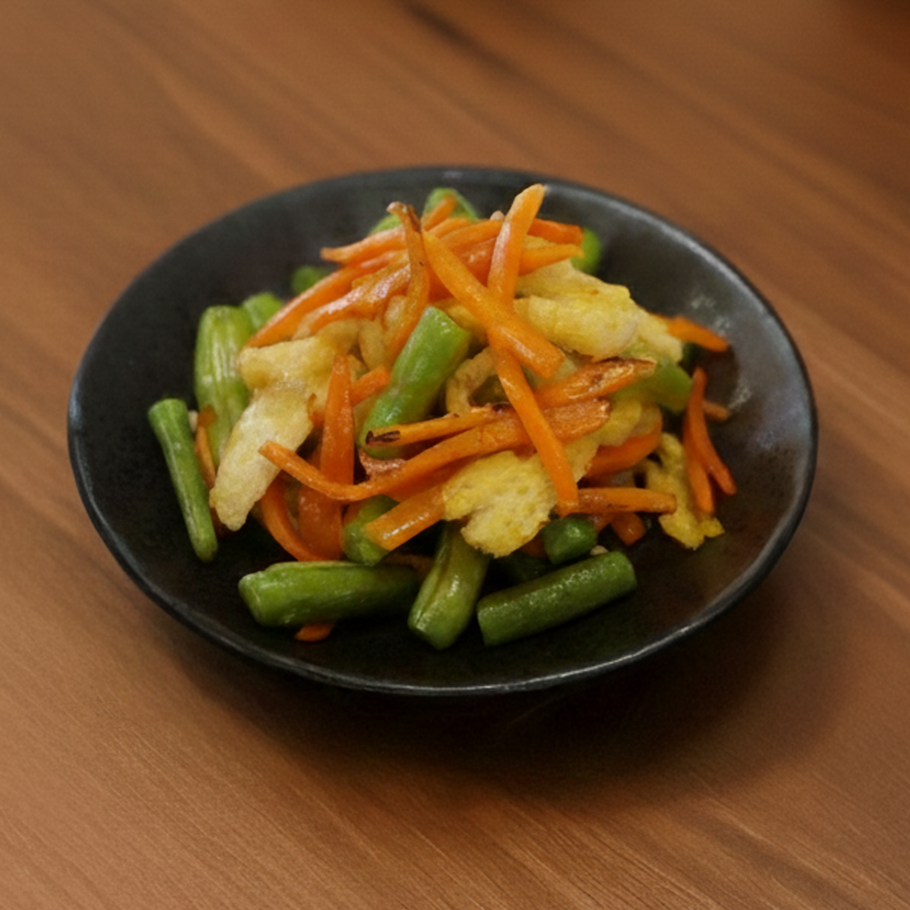 すじなしいんげんとにんじんの油揚げ炒め