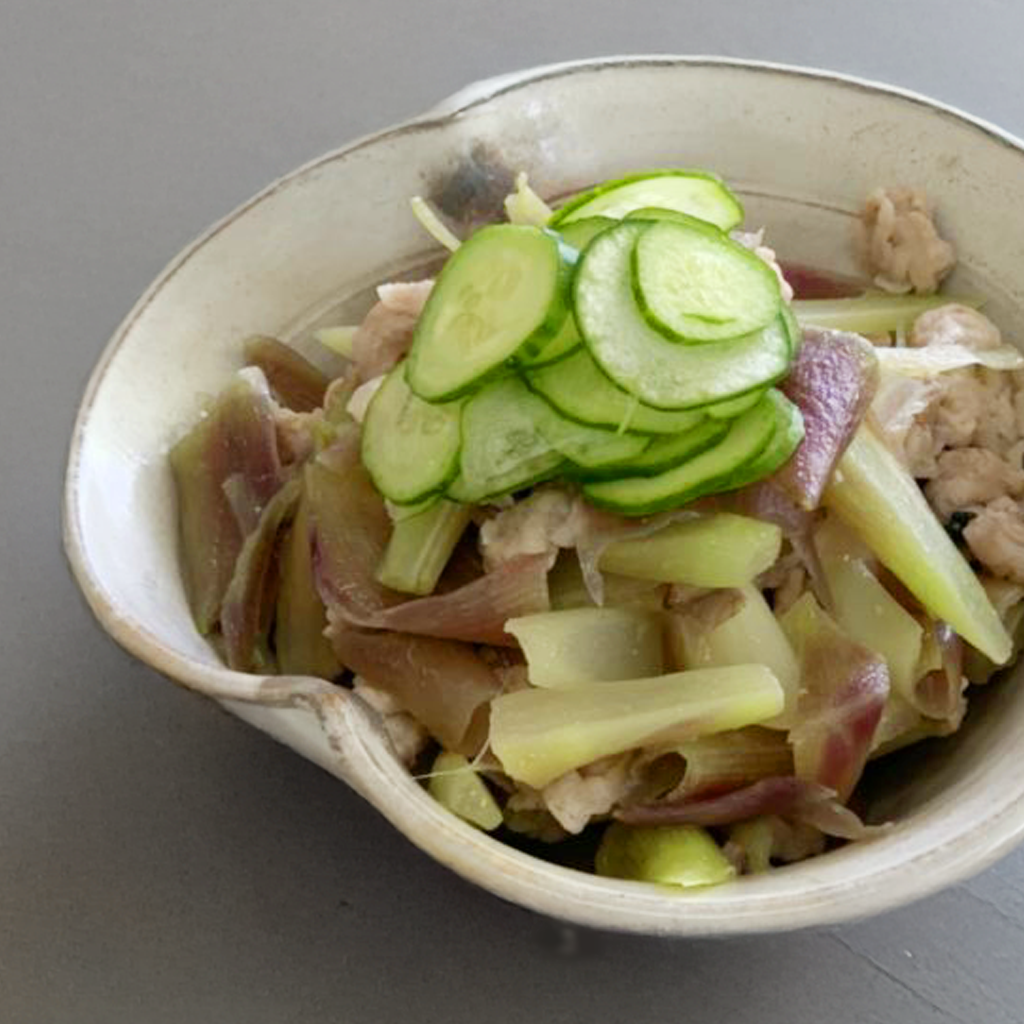 みょうがの茎と豚肉のさっぱり炒め